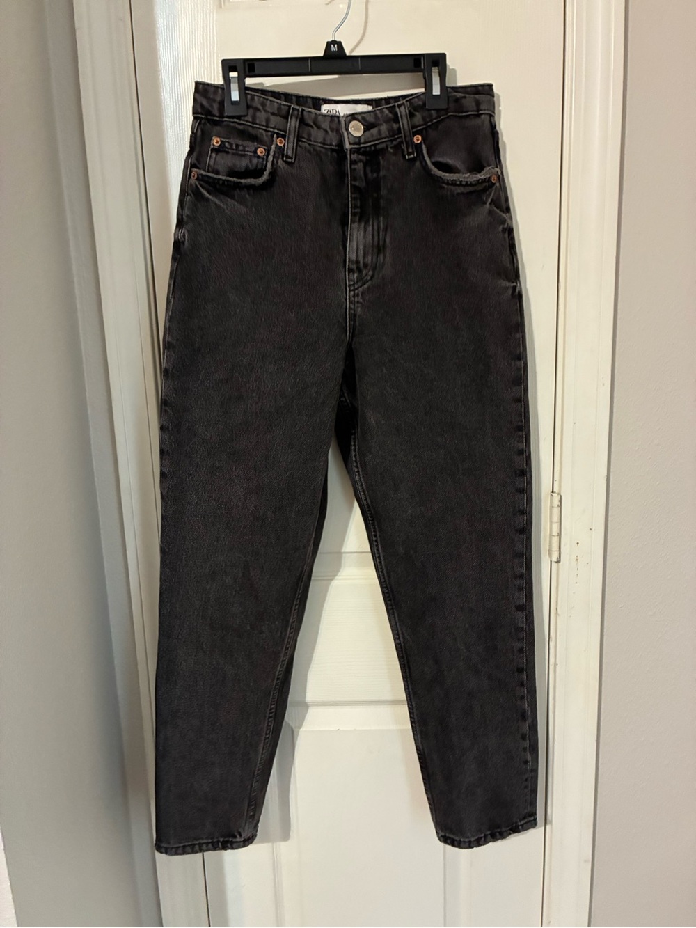 Zara Women's Black 90s Mom Fit Jeans